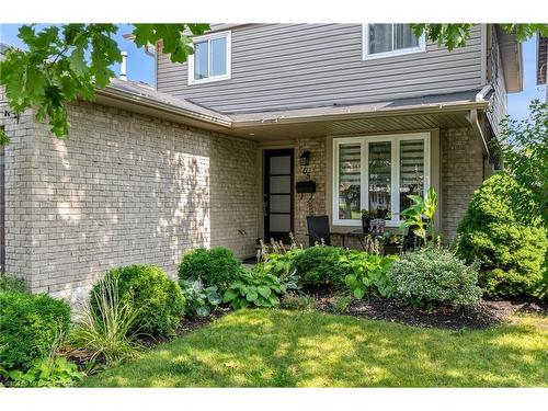 65 Memorial Avenue, Stoney Creek, ON - Outdoor