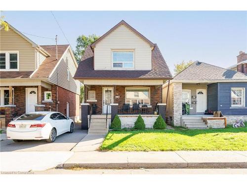 118 Barons Avenue N, Hamilton, ON - Outdoor With Facade