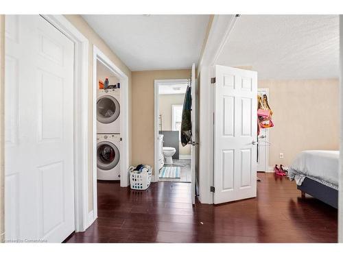 118 Barons Avenue N, Hamilton, ON - Indoor Photo Showing Laundry Room