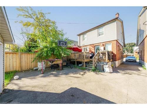 118 Barons Avenue N, Hamilton, ON - Outdoor With Deck Patio Veranda