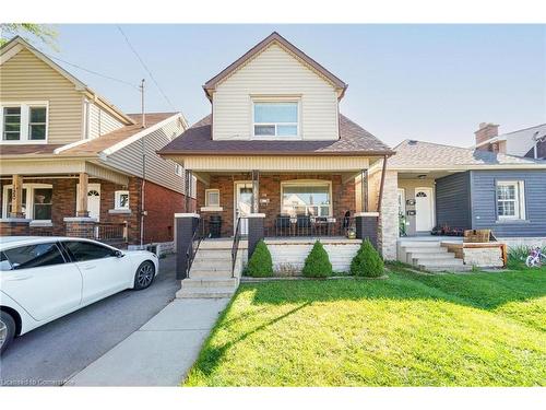 118 Barons Avenue N, Hamilton, ON - Outdoor With Deck Patio Veranda With Facade