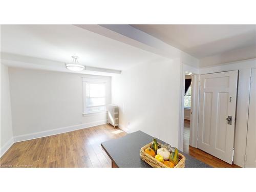 17 Lowell Avenue, St. Catharines, ON - Indoor Photo Showing Other Room