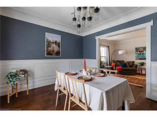 195 Rosslyn Avenue N, Hamilton, ON - Indoor Photo Showing Dining Room