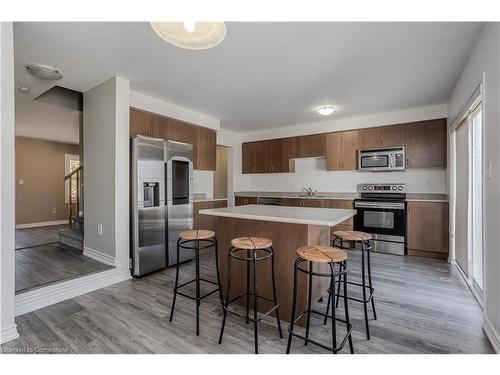 3130 Edgar Avenue, Burlington, ON - Indoor Photo Showing Kitchen