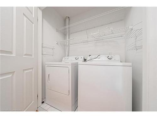 3-3333 New Street, Burlington, ON - Indoor Photo Showing Laundry Room