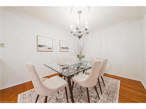 3-3333 New Street, Burlington, ON - Indoor Photo Showing Dining Room