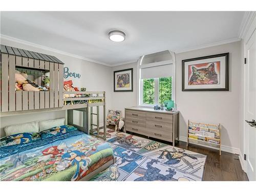 18 Elder Crescent, Ancaster, ON - Indoor Photo Showing Bedroom