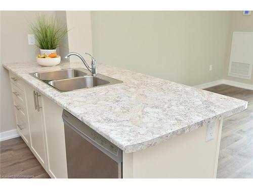 214-101 Shoreview Place, Stoney Creek, ON - Indoor Photo Showing Kitchen With Double Sink