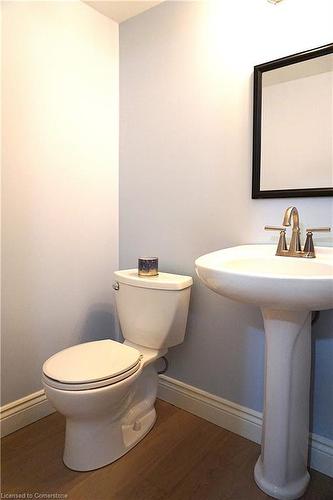 23-2015 Cleaver Avenue, Burlington, ON - Indoor Photo Showing Bathroom