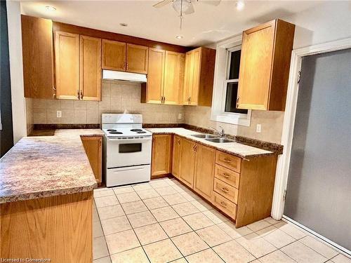 1-246 James Street N, Hamilton, ON - Indoor Photo Showing Kitchen With Double Sink