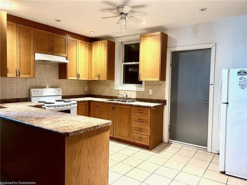 1-246 James Street N, Hamilton, ON - Indoor Photo Showing Kitchen With Double Sink