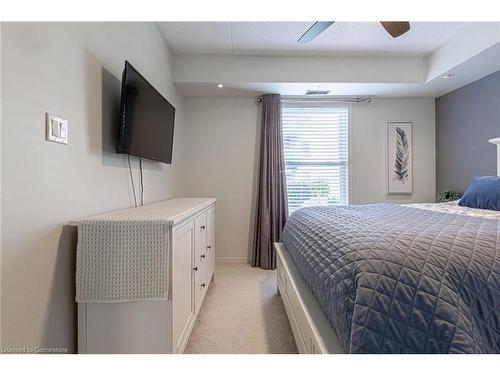 103-2010 Cleaver Avenue, Burlington, ON - Indoor Photo Showing Bedroom