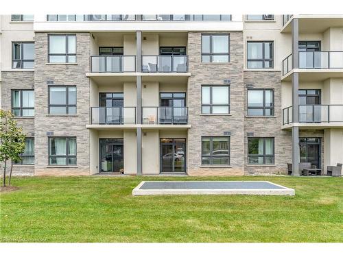 113-101 Shoreview Place, Stoney Creek, ON - Outdoor With Facade