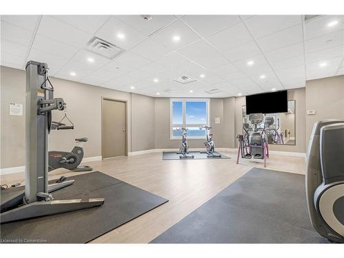 113-101 Shoreview Place, Stoney Creek, ON - Indoor Photo Showing Gym Room