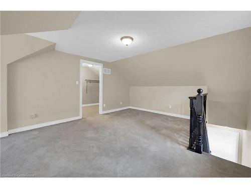 31 Gibson Avenue, Hamilton, ON - Indoor Photo Showing Other Room