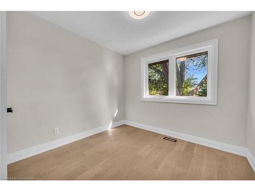 2596 Red Maple Avenue, Jordan Station, ON - Indoor Photo Showing Other Room