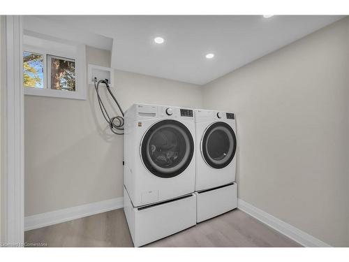 2596 Red Maple Avenue, Jordan Station, ON - Indoor Photo Showing Laundry Room