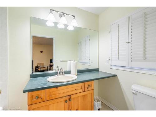 4206 Stadelbauer Drive, Beamsville, ON - Indoor Photo Showing Bathroom