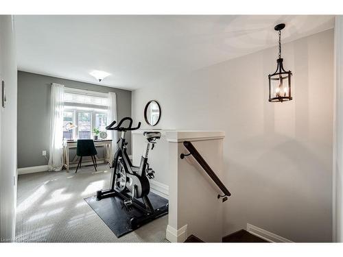 201 Hatt Street, Dundas, ON - Indoor Photo Showing Gym Room