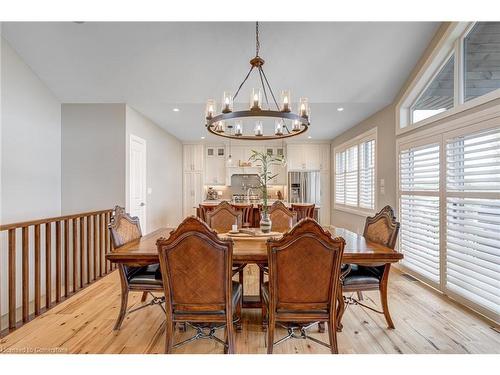 365 Mud Street E, Stoney Creek, ON - Indoor Photo Showing Dining Room