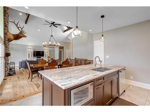 365 Mud Street E, Stoney Creek, ON - Indoor Photo Showing Kitchen With Double Sink