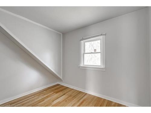 344 Guelph Line, Burlington, ON - Indoor Photo Showing Other Room