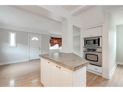 344 Guelph Line, Burlington, ON - Indoor Photo Showing Kitchen