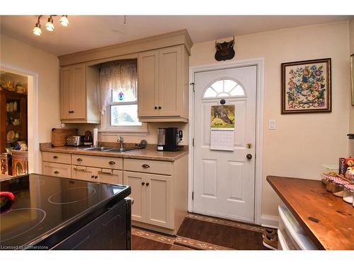 9 Vilma Avenue, Dundas, ON - Indoor Photo Showing Kitchen With Double Sink