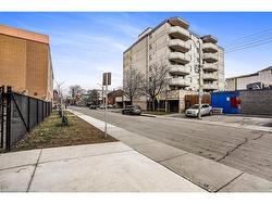 702-21 East Avenue S Hamilton, ON L8N 2T3