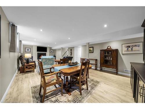 149 Renfrew Street E, Caledonia, ON - Indoor Photo Showing Dining Room