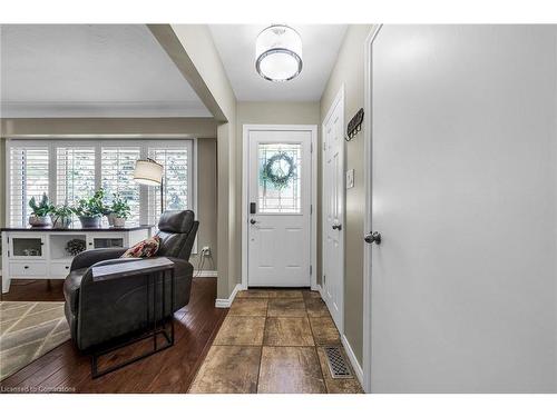 149 Renfrew Street E, Caledonia, ON - Indoor Photo Showing Other Room