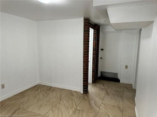 239 West 19Th Street, Hamilton, ON - Indoor Photo Showing Other Room