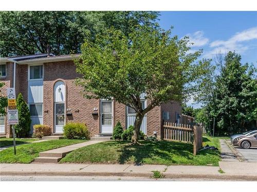 7-25 Linfield Drive, St. Catharines, ON - Outdoor With Facade