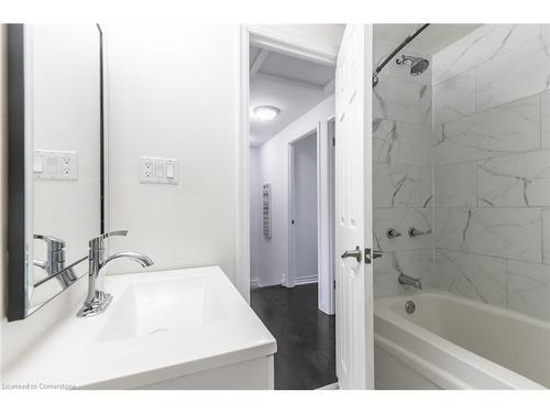 7-25 Linfield Drive, St. Catharines, ON - Indoor Photo Showing Bathroom