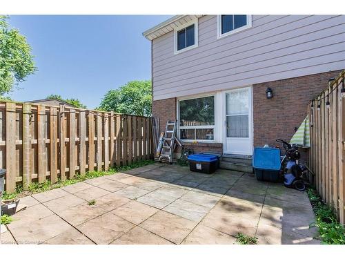 7-25 Linfield Drive, St. Catharines, ON - Outdoor With Exterior