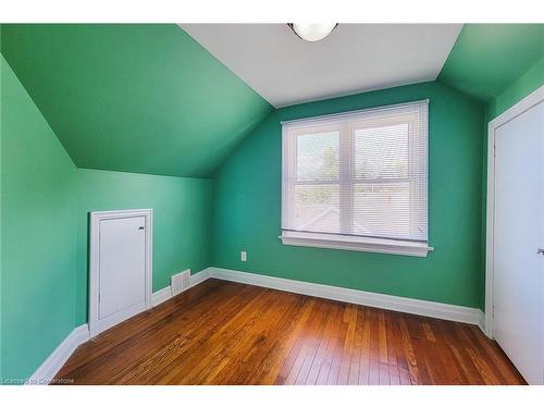 38 Haig Street, St. Catharines, ON - Indoor Photo Showing Other Room