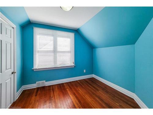 38 Haig Street, St. Catharines, ON - Indoor Photo Showing Other Room