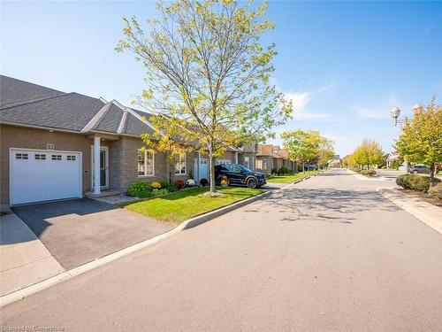 32 Abbotsford Trail, Hamilton, ON - Outdoor With Facade