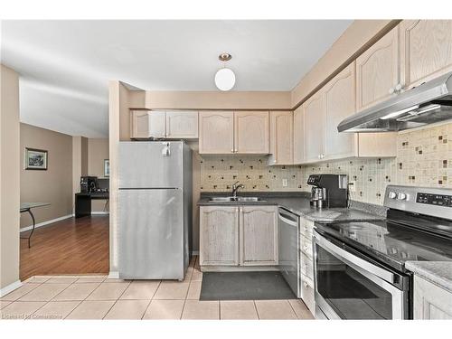 50-565 Rymal Road E, Hamilton, ON - Indoor Photo Showing Kitchen With Double Sink