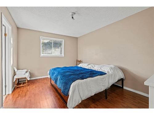 50-565 Rymal Road E, Hamilton, ON - Indoor Photo Showing Bedroom