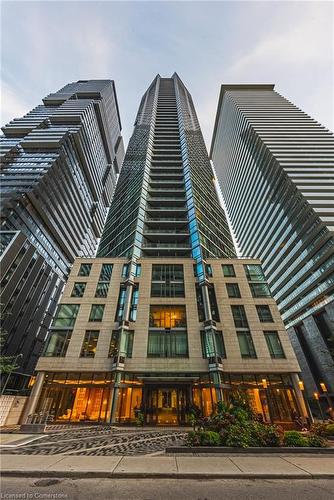 605-45 Charles Street E, Toronto, ON - Outdoor With Facade