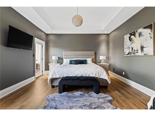 811 Effingham Street, Fenwick, ON - Indoor Photo Showing Bedroom