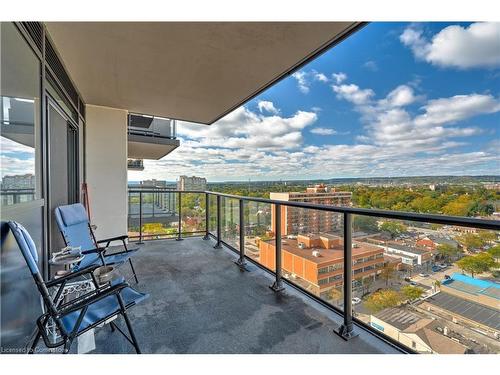 1301-2007 James Street, Burlington, ON - Outdoor With View With Exterior