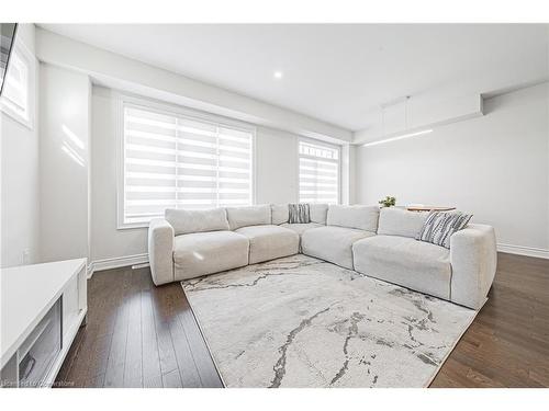 49 Richard William Drive, Caledonia, ON - Indoor Photo Showing Living Room