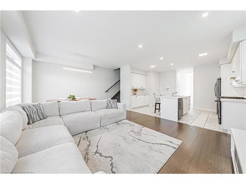 49 Richard William Drive, Caledonia, ON - Indoor Photo Showing Living Room