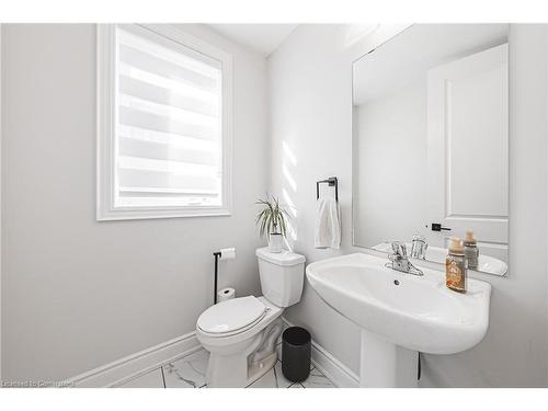 49 Richard William Drive, Caledonia, ON - Indoor Photo Showing Bathroom