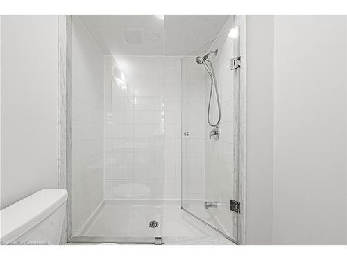 49 Richard William Drive, Caledonia, ON - Indoor Photo Showing Bathroom