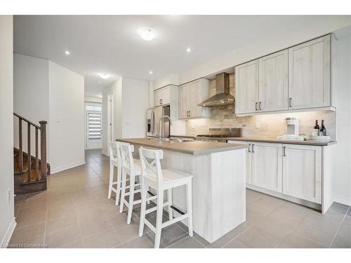 56 Holder Drive, Brantford, ON - Indoor Photo Showing Kitchen With Upgraded Kitchen