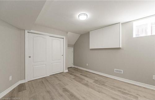 Lower-40 Clarendon Avenue, Hamilton, ON - Indoor Photo Showing Other Room