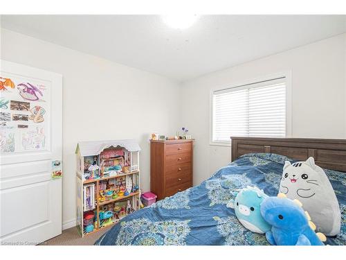 71 Waterbridge Street, Stoney Creek, ON - Indoor Photo Showing Bedroom